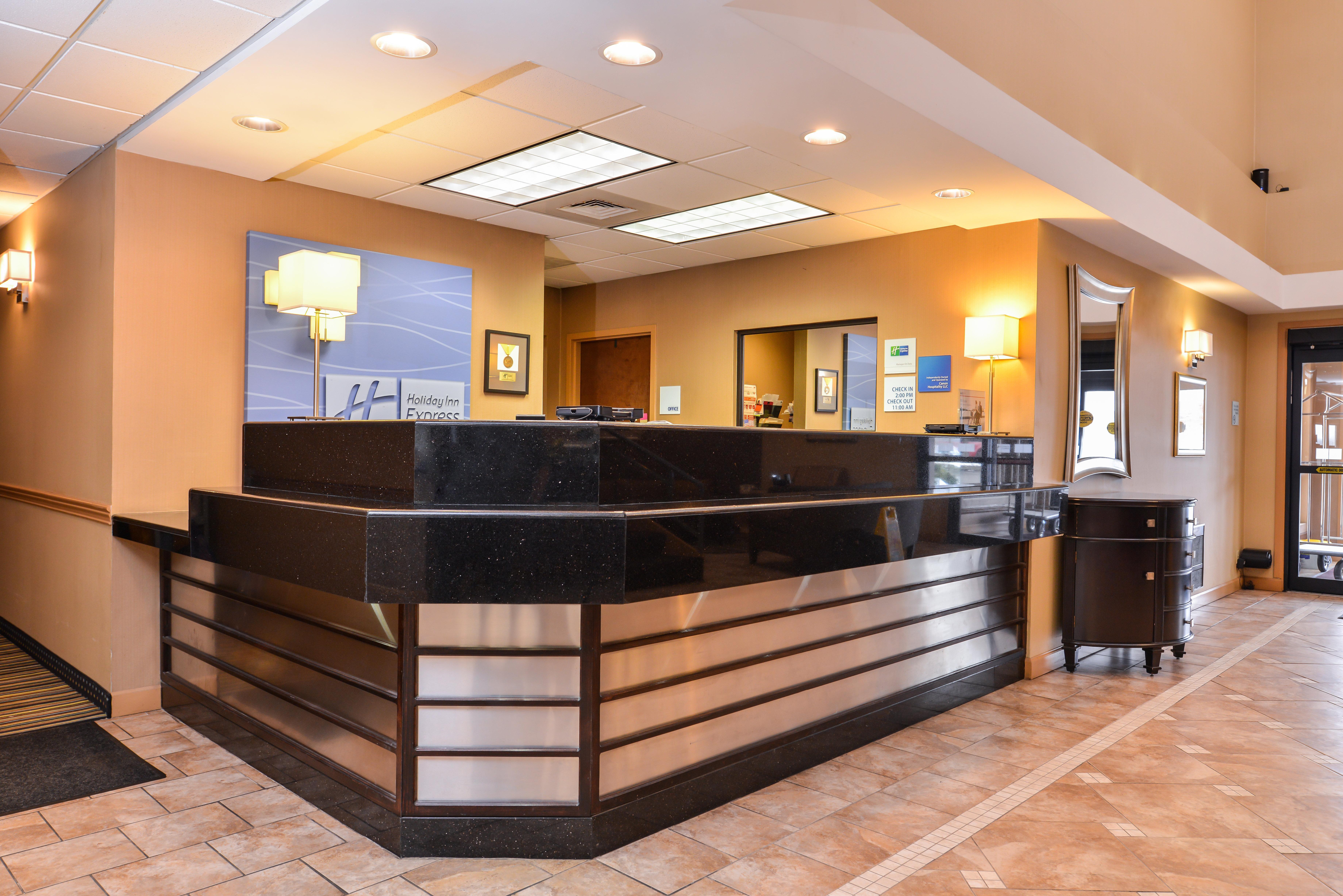 Holiday Inn Express Lewisburg - New Columbia, An Ihg Hotel Extérieur photo