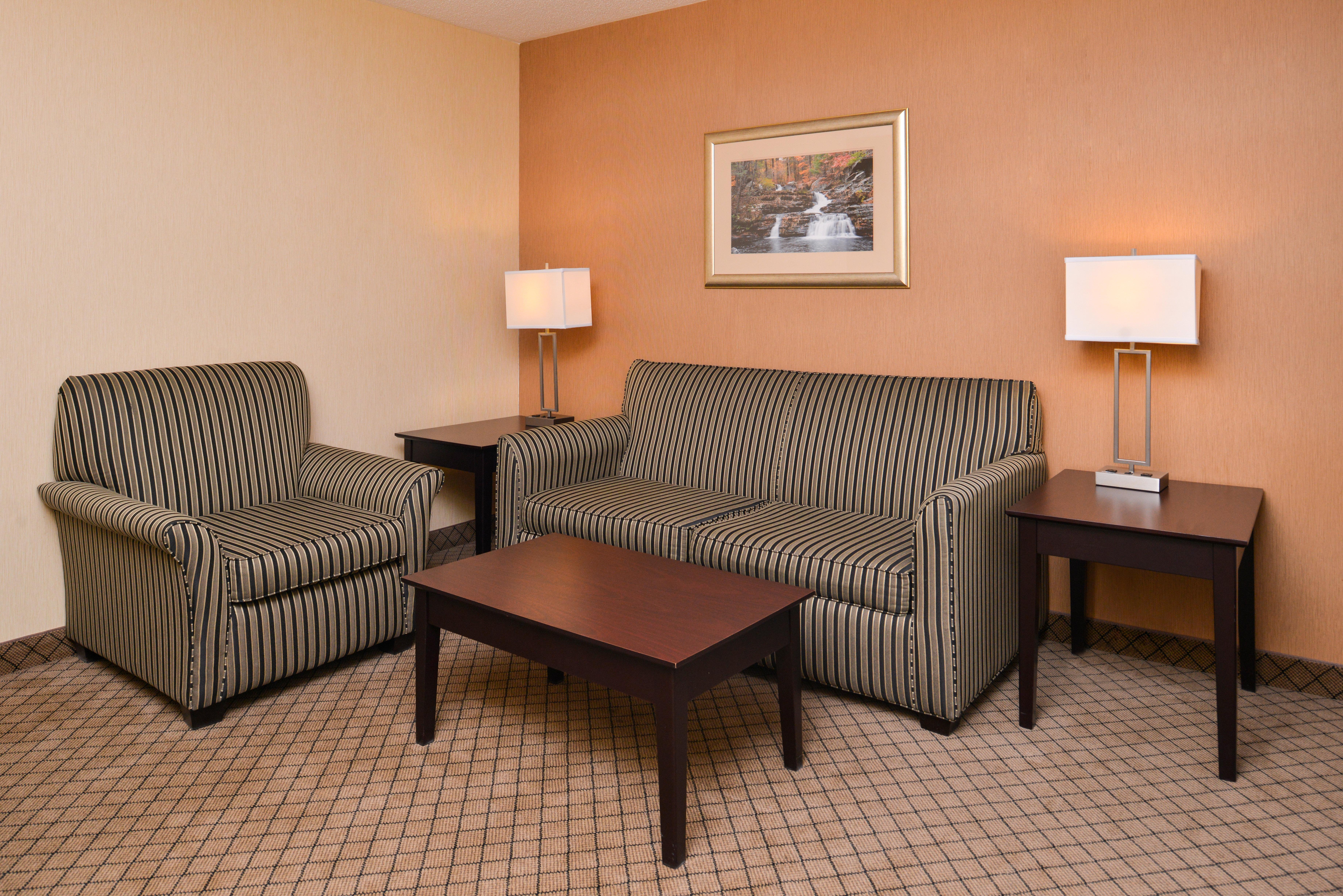 Holiday Inn Express Lewisburg - New Columbia, An Ihg Hotel Extérieur photo