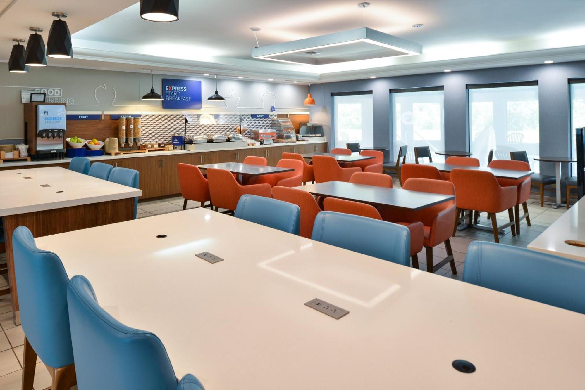 Holiday Inn Express Lewisburg - New Columbia By Ihg Extérieur photo
