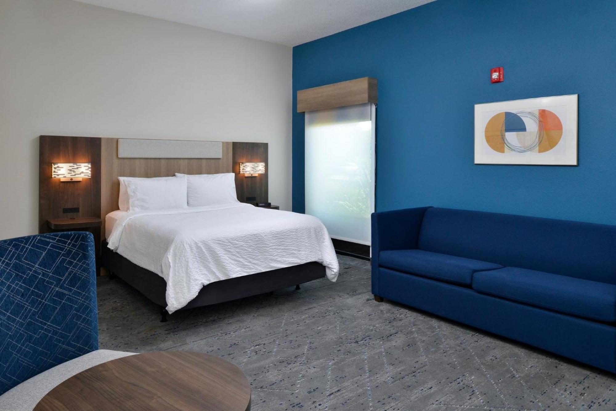 Holiday Inn Express Lewisburg - New Columbia, An Ihg Hotel Extérieur photo