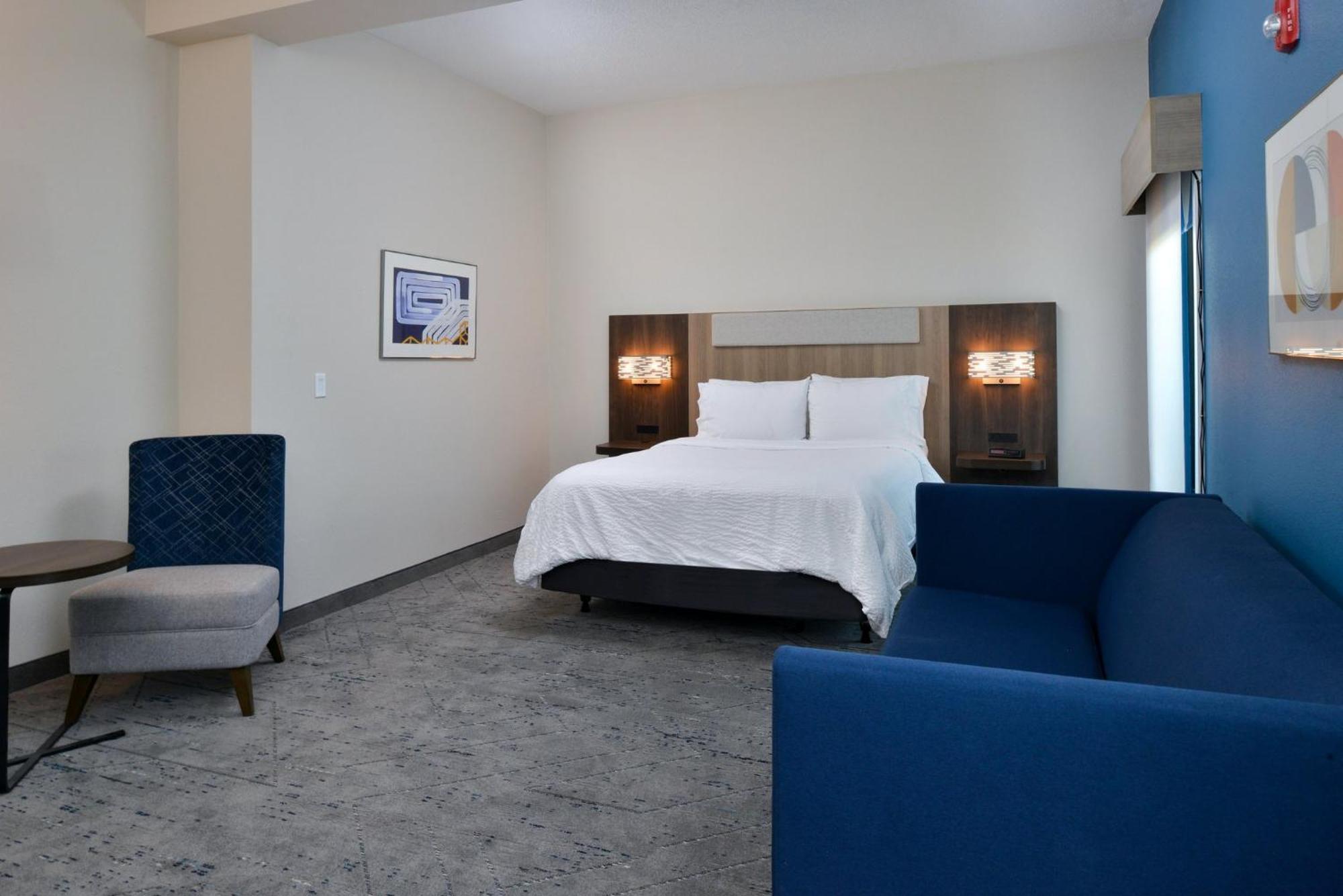 Holiday Inn Express Lewisburg - New Columbia, An Ihg Hotel Extérieur photo